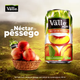 Pack de 8 PSD d'affiches publicitaires modernes et professionnelles prêtes à personnaliser.