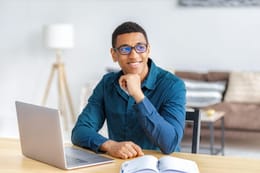 Coaching en matière d'assistance numérique pratique pour ordinateur