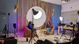 🎓Talk Show-cinema-Podcast-Emission TV Bastos 50 000f/2h et 150000f/j