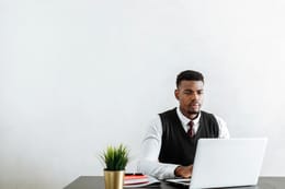 Parle français sans faute et fais-toi respecter en seulement 1 heure